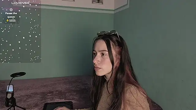 Laskhmi_T – webcam-show