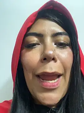 Show modela CataReina na web-kameri