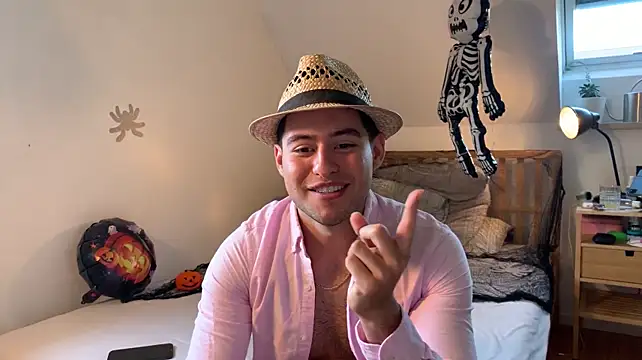 maxingold's Webcam Show