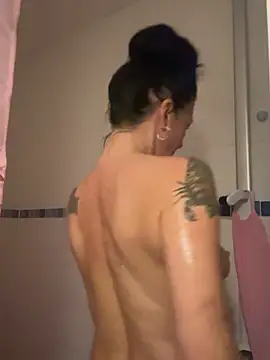 laurataylor13 Show in webcam