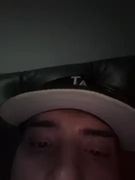 Show modela Alejoxoo na web-kameri