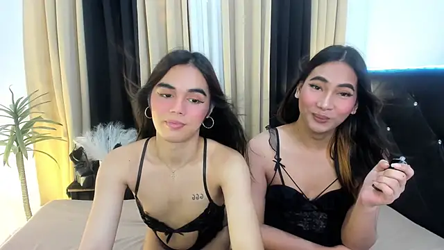 Olivia_Eleanor 网络视讯表演