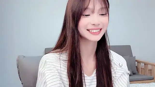 OuOrrre_ 网络视讯表演