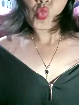 Ava_Ember_J1's Webcam Show