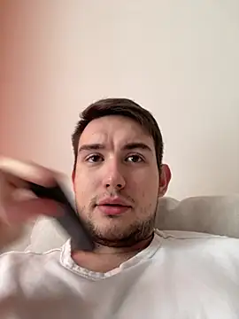 Vla_dick: διαδικτυακό σόου στην κάμερα