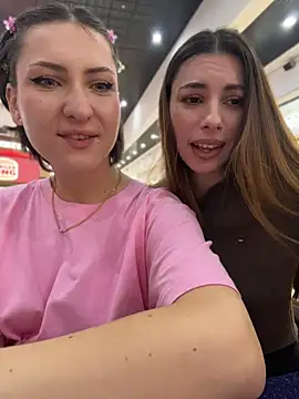 KatyVibes Show in webcam