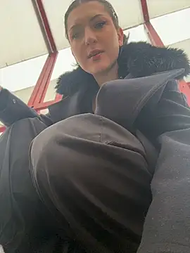 KatyVibes 现场XXX聊天