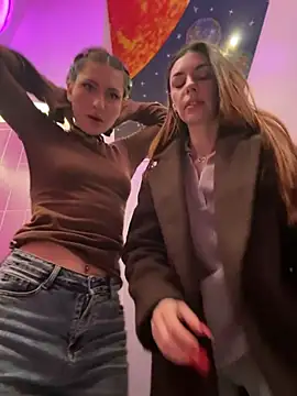 Chat +18 de KatyVibes ao vivo