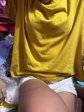 Single_moom2k Pertunjukan Webcam