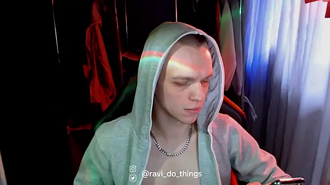 Вебкам-шоу ravi_do_things
