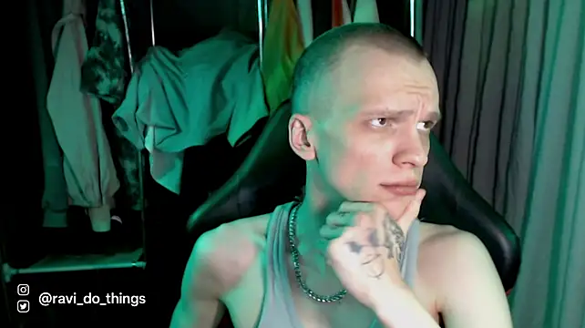 ravi_do_things Show Webcam