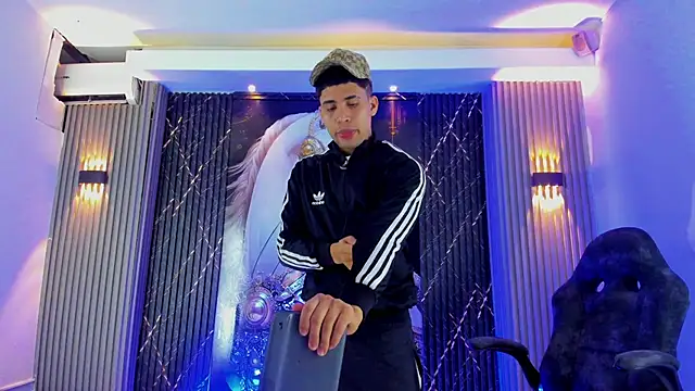 male_diamonds19 webkamerás műsora