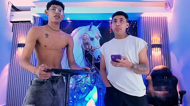 male_diamonds19 webcam show