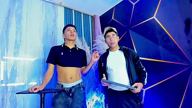 male_diamonds19 webcam show
