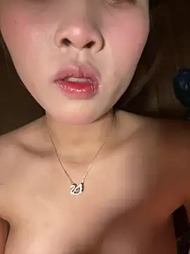 girlopen1's Webcam Show