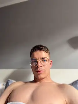 عرض كام oneandonly6996
