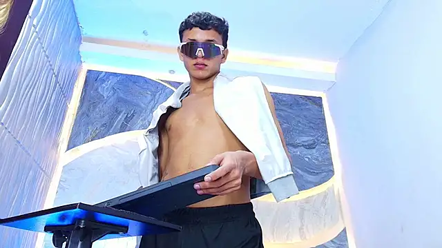 Liam-londonso webcam show