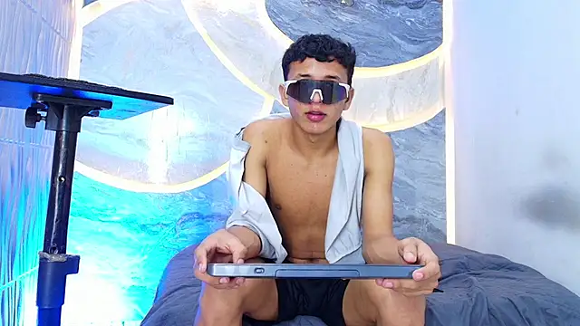 Liam-londonso webcam show