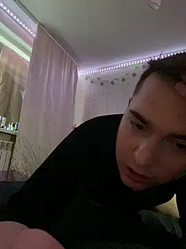 Show modela Boy_Big na web-kameri