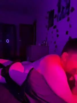 Boy_Bign Webbikameraesitys