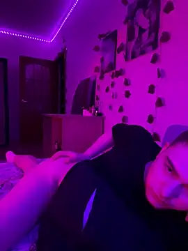 Pokazy przed kamerką – Boy_Big