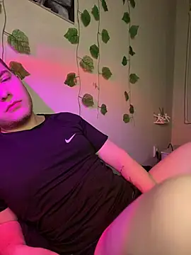Show modela Boy_Big na web-kameri