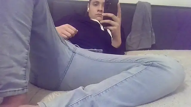 cujo_boyy Webcam show