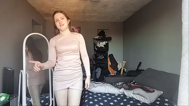 Chat +18 de AlessandraToth ao vivo