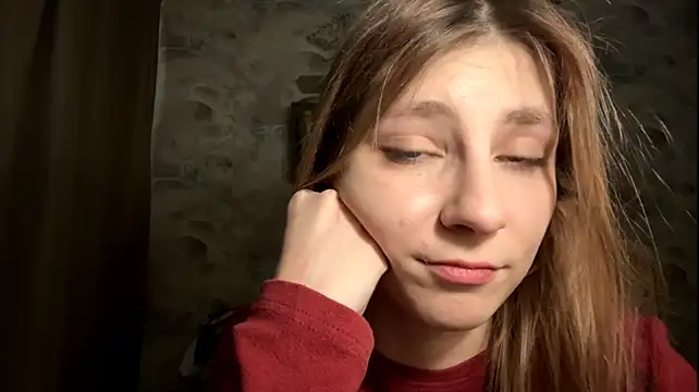 Pokazy przed kamerką – HelenaSchlinger