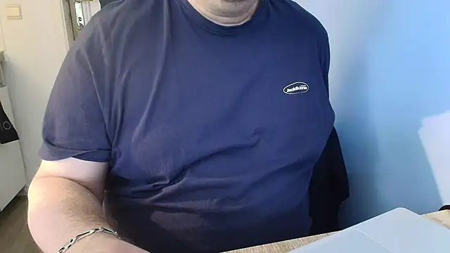 BelgianChubbyBigass Шоу с уебкамера