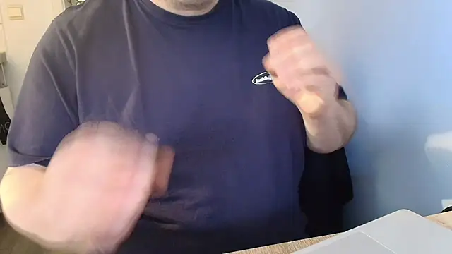 BelgianChubbyBigass Webcam show