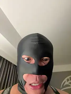 Bryan_Hotmale 网络视讯表演