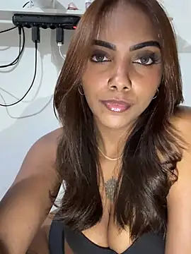 Show modela Sara_solis na web-kameri