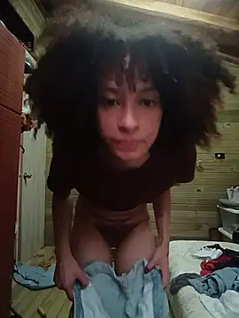 Chat +18 de Lenna_valmy ao vivo