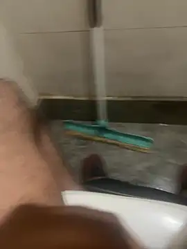 yoursfuckerbaby- Show Webcam