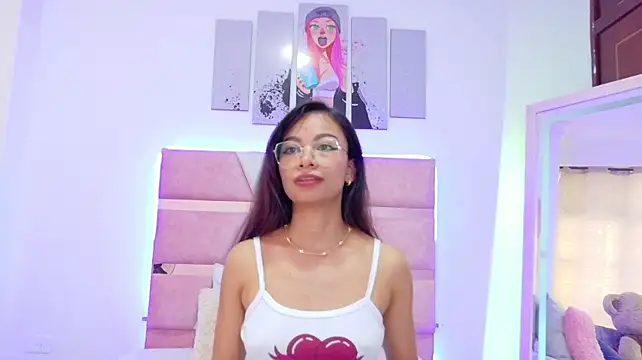 MaraLuna69's Webcam Show