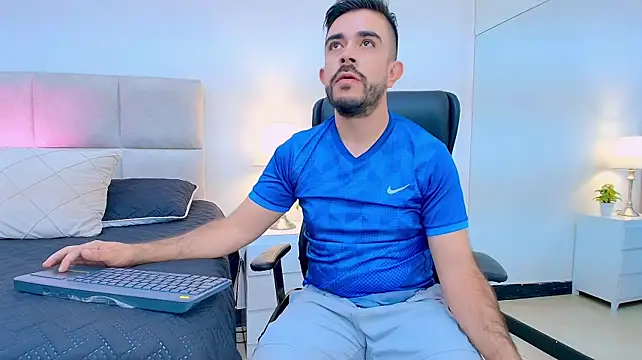 NicoSaint_ ওয়েবক্যাম শো