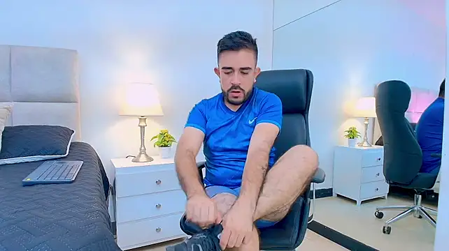 NicoSaint_ – webcam-show