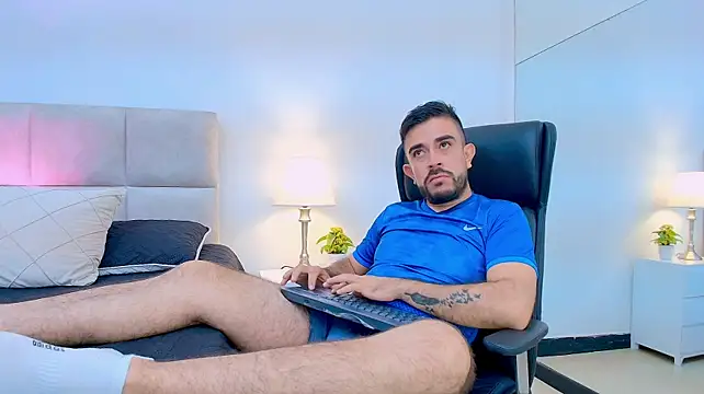 NicoSaint_n Webbikameraesitys