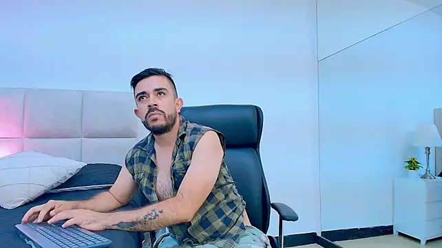 Show de NicoSaint_ na webcam