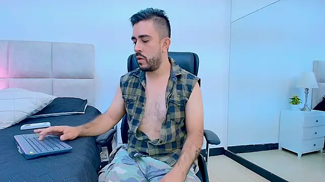 NicoSaint_ webcam show