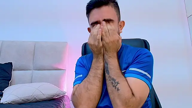 Show de NicoSaint_ na webcam