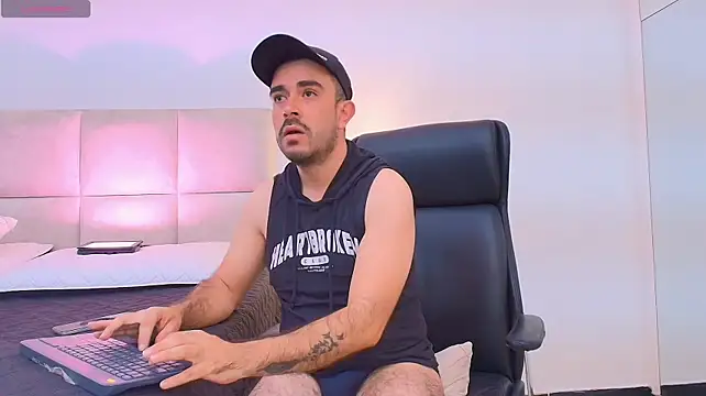 Show de webcam de NicoSaint_