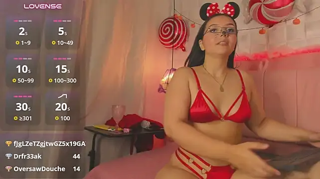 Show de Aurora_Benett12 na webcam