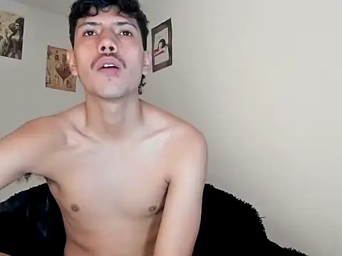 Show modela Dani4_20 na web-kameri