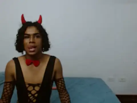 הופעת וובקאם של kiramoon046