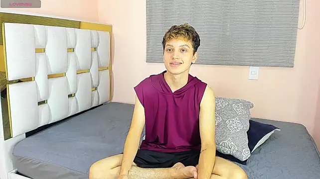 Twink_Andy Show in webcam