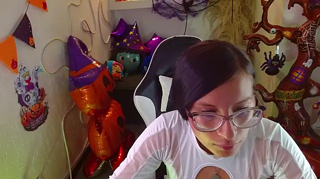 mia_gold07n Webbikameraesitys
