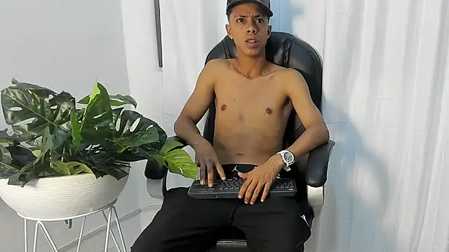 ExoticX26 Pertunjukan Webcam