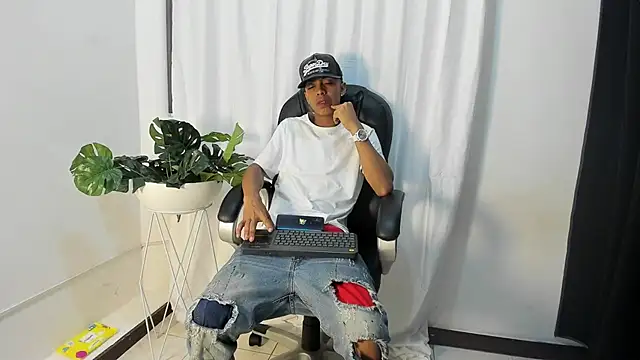 Show de ExoticX26 na webcam